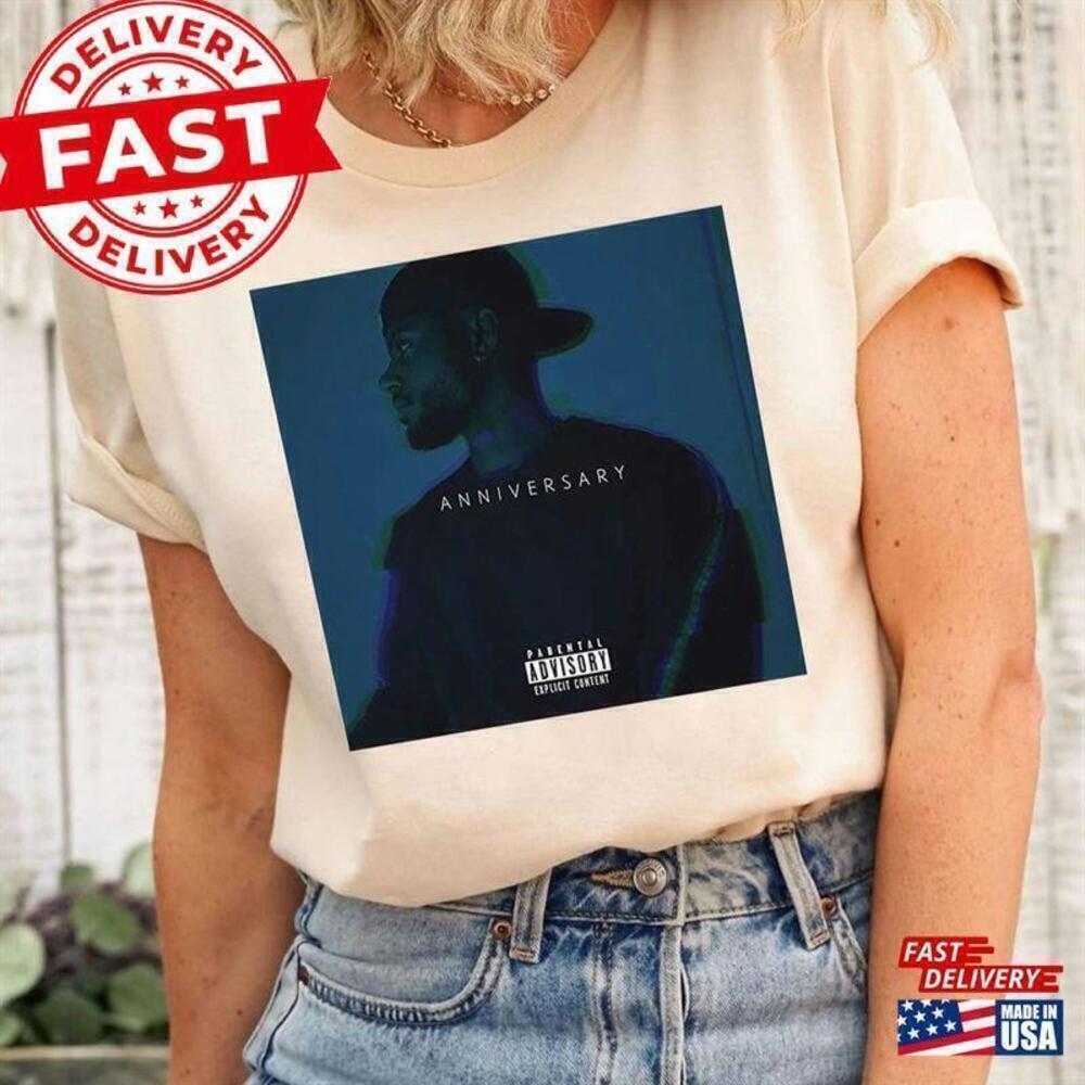 Bryson Tiller Dark Background Music Fan Graphic Unisex T-Shirt